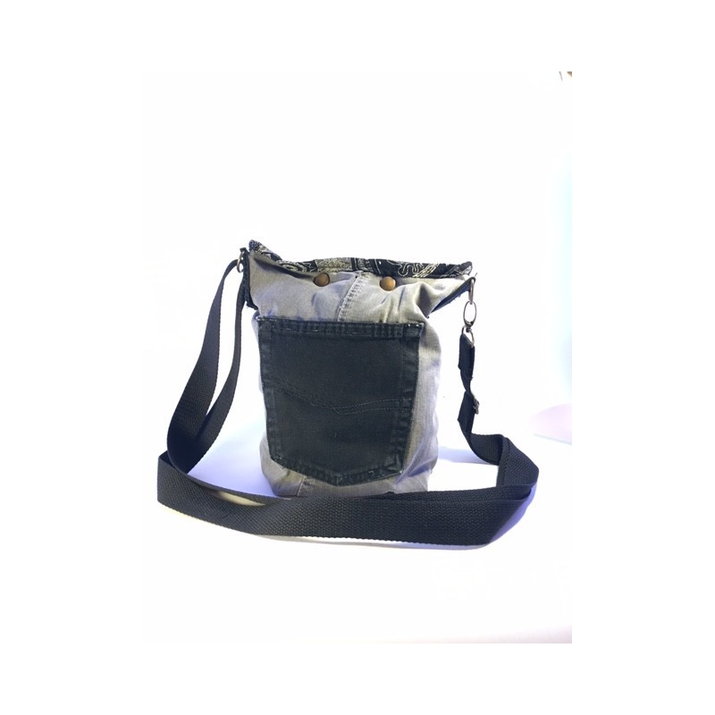 annsocreations jeans noir gris tissu noir blancs pièce unique confection française sangle réglable noire sympa originale