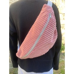 SAC BANANE UNIQUE LOCAL FABRICATION FRANCAISE VELOUR ROSE SYMPA ANNSOCREATIONS.FR