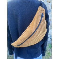 SAC BANANE MOUTARDE VELOUR LOCAL CONFECTION FRANCAISE UNIQUE SYMPA ANNSOCREATIONS.FR